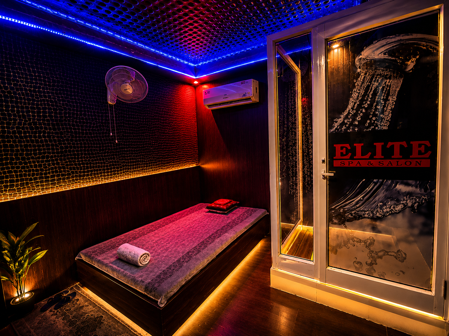 Treatment Room — A single room with its own steam cabinet, so the steam happens where the treatment does.